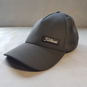 Titleist Silver epic hat